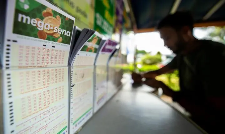 Mega-Sena e demais loterias da Caixa têm números do sorteio de sábado revelados