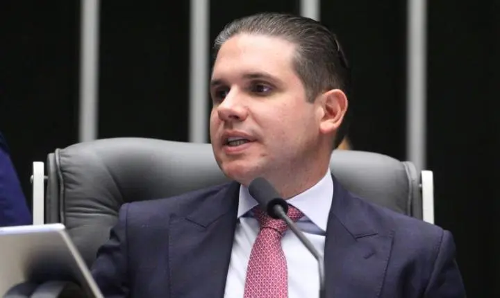 Congresso promulga fim da escala 6x1 e nova aposentadoria