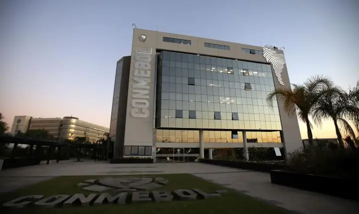 Conmebol suspende partidas de clubes da Colômbia após forte terremoto