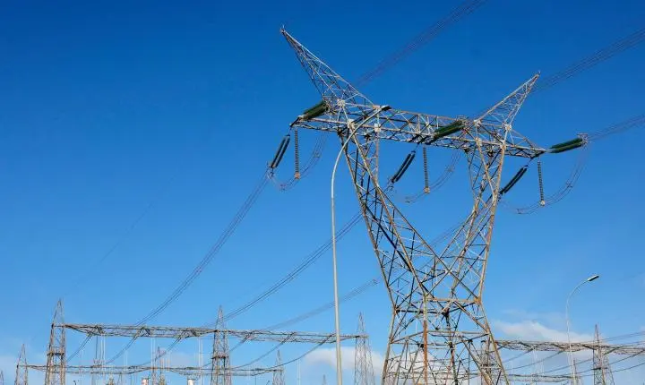 Mercado livre de energia ganha decreto para pequenos consumidores em 2027