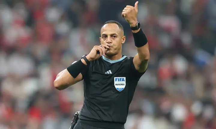 Ismail Elfath é escalado para apitar semifinal entre Argentina e Inglaterra