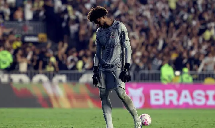 Corinthians vê risco de rebaixamento subir para 66% após vitórias de rivais
