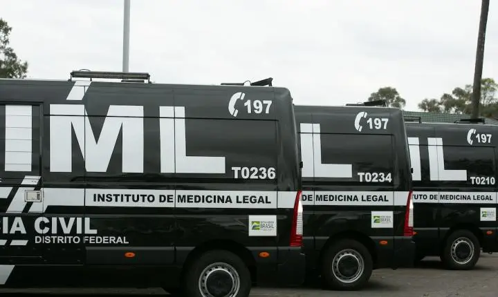 Corpo carbonizado de jovem de 21 anos é achado perto de creche no DF