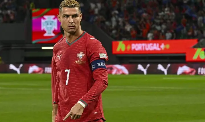 Cristiano Ronaldo é suspenso da seleção portuguesa após atrito