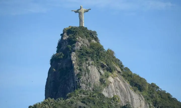 Cristo Redentor terá novas escadas e elevadores para ampliar acessibilidade no Parque Nacional da Tijuca