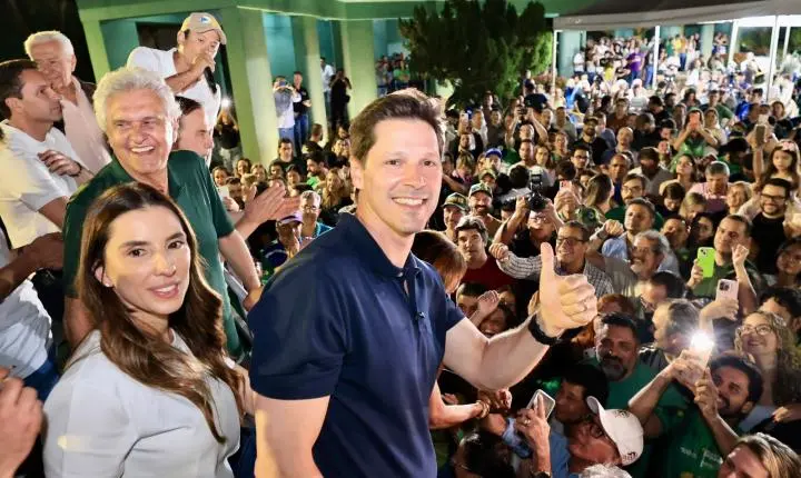 Daniel Vilela defende apoio a Flávio Bolsonaro e aponta esgotamento do PT