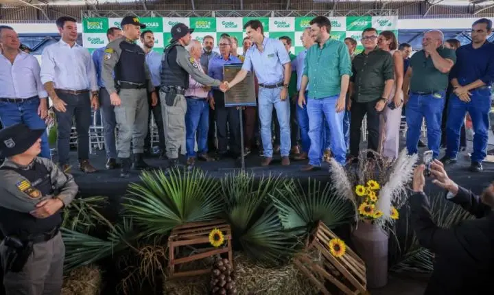 Daniel Vilela impulsiona o pequeno produtor com o programa Agro é Social em Uruaçu
