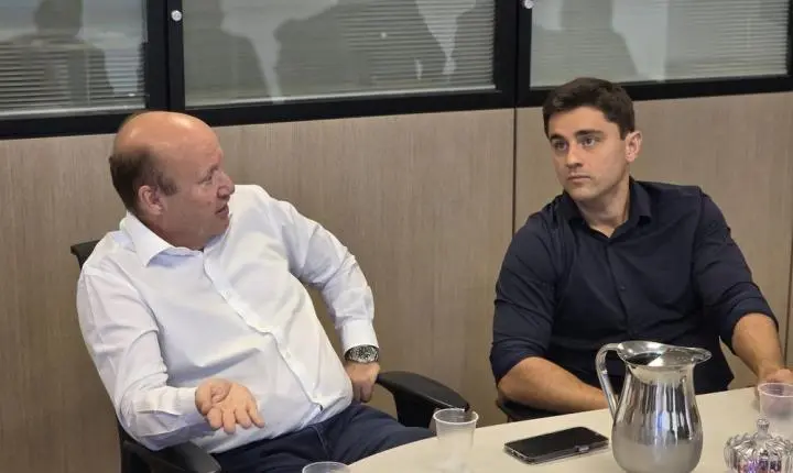 Diego e Célio garantem continuidade dos serviços dos Correios no Jardim Ingá durante audiência em Brasília.