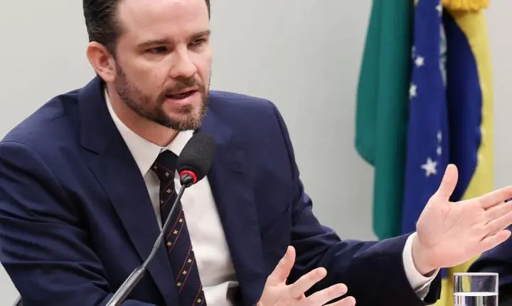 Ministro da Fazenda e STF debatem controle de 'pautas-bomba' do Congresso