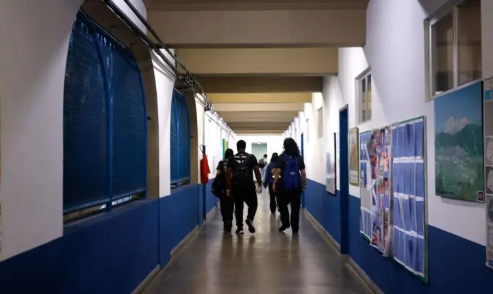 Combate à violência escolar é obstáculo para mais de 70% dos diretores
