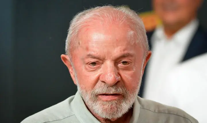 Lula minimiza pesquisa Datafolha e foca na busca por votos após liderança de Flávio