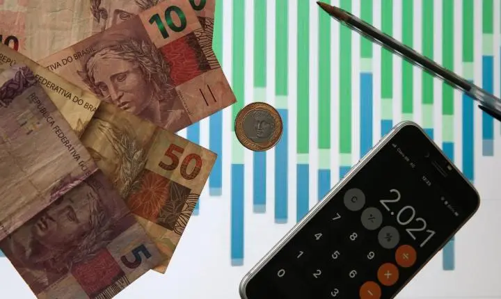 Exportações de serviços do Brasil atingem valor recorde de US$ 51,8 bilhões em 2025