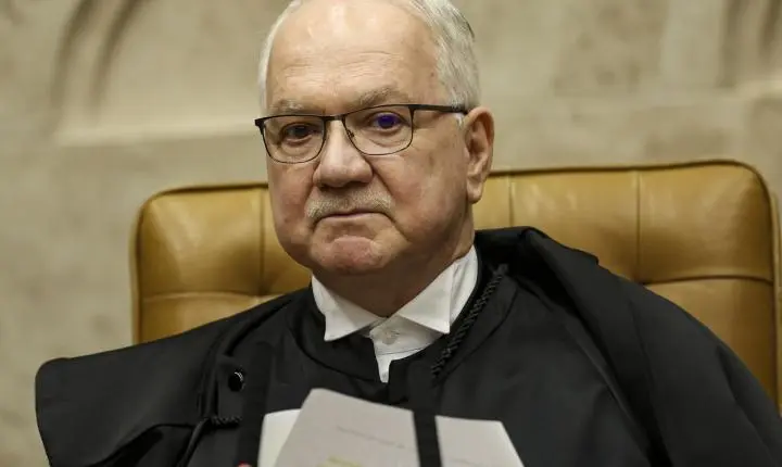 Para Edson Fachin, críticas ao STF fortalecem a democracia e mantêm o respeito à instituição