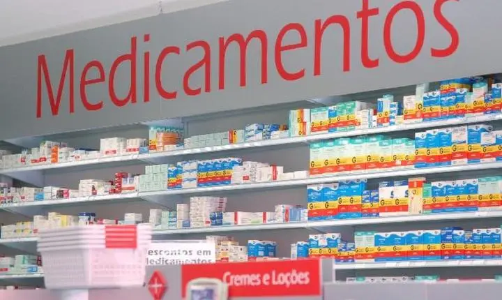 Farmácia Popular pode incluir exames laboratoriais e inteligência artificial