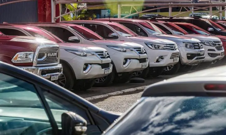 Emplacamentos de veículos registram alta de 16,01% no primeiro semestre, aponta Fenabrave
