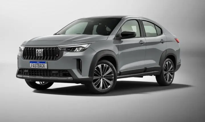 Fiat Fastback 2027 estreia com nova versão Smart Drive e edição inédita BlackMotion