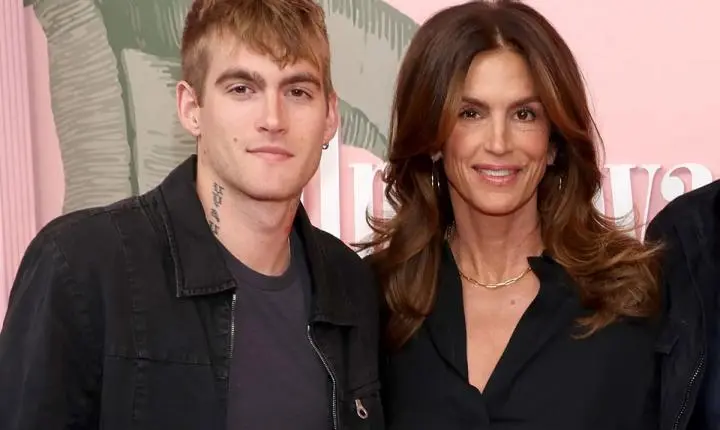 Modelo Presley Gerber, filho de Cindy Crawford, morre aos 27 anos