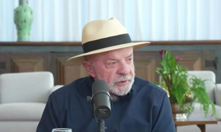 Em declaração de Lula, presidente afirma que não pedirá fim de inquérito contra filho