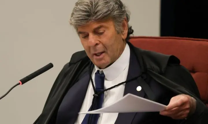 Luiz Fux vai relatar ação sobre idas de esposa de Moraes ao Senado