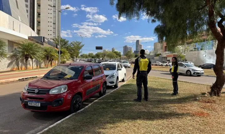 Estacionamento irregular em Goiânia gera 9,3 mil multas e soma R$ 1,83 milhão em 2026