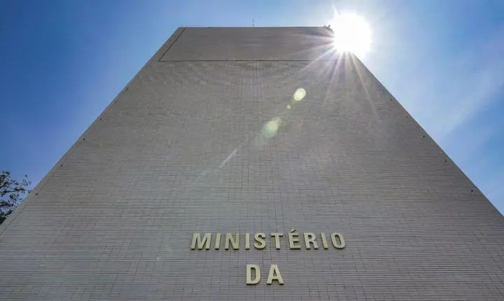 Governo federal retém R$ 22,1 bilhões do orçamento de 2026