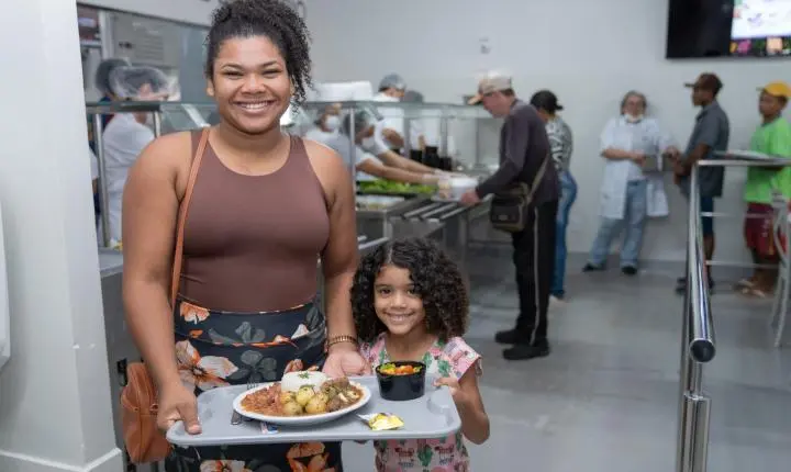 Governo de Goiás reabre restaurante popular em Rio Verde