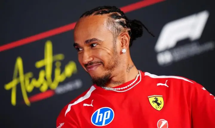 Lewis Hamilton quer adiar aposentadoria na Fórmula 1 por sonho na África