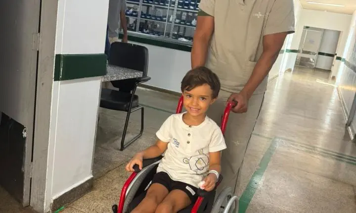 HEJA amplia atendimento pediátrico com nova cadeira de rodas infantil