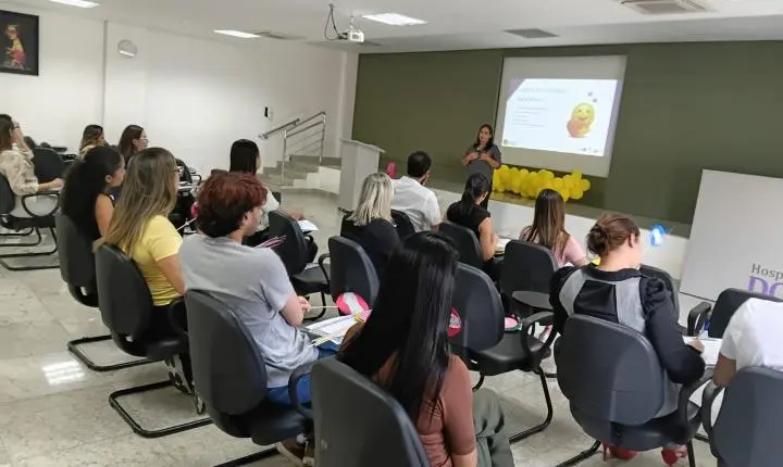 Inteligência emocional guia encontro de capacitação para líderes no HMDI