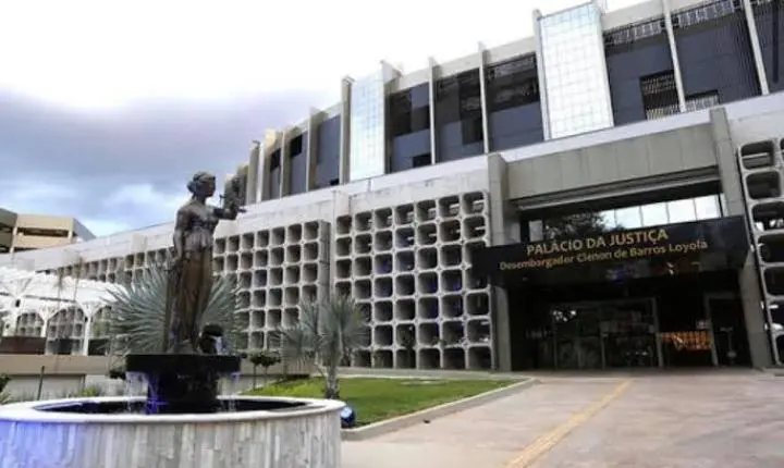 Pena por feminicídio em Goiás é reduzida de 50 para 33 anos após revisão judicial