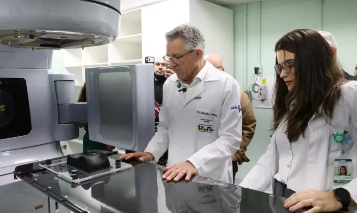 Hospital universitário no Rio de Janeiro lança primeira UTI Inteligente do SUS com apoio de IA
