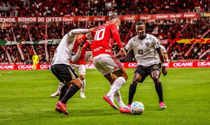Internacional x Atlético-MG empatam sem gols no Beira-Rio pelo Brasileirão