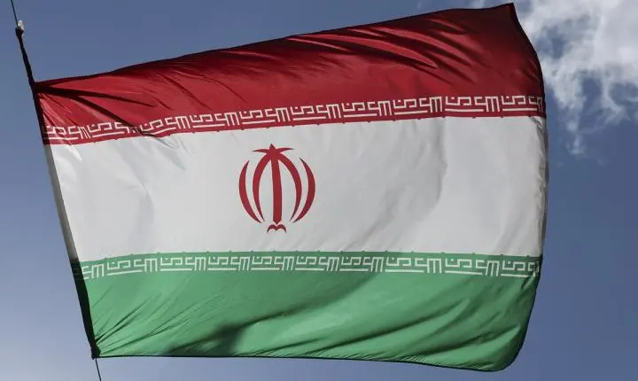 Irã realiza novos ataques contra instalações militares dos Estados Unidos no Kuwait e Bahrein