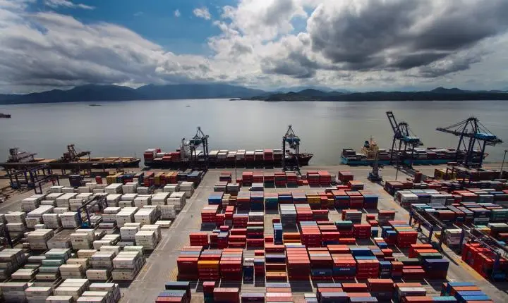 Exportações brasileiras para o México caem 42,5% após novas tarifas, aponta CNI