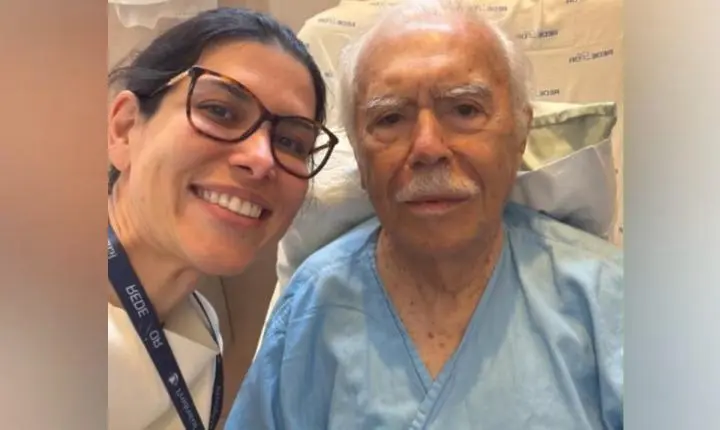 José Sarney recebe alta hospitalar após nove dias internados