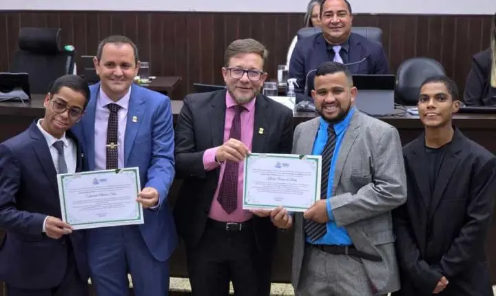 Kleitin do Povo recebe moção de aplauso na Câmara Municipal de Luziânia