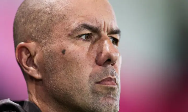 Leonardo Jardim assume alerta ligado no Flamengo após tropeços no Brasileirão