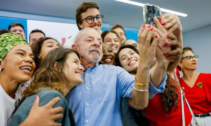 Campanha de Lula muda tom no segundo turno para tentar reverter desvantagem
