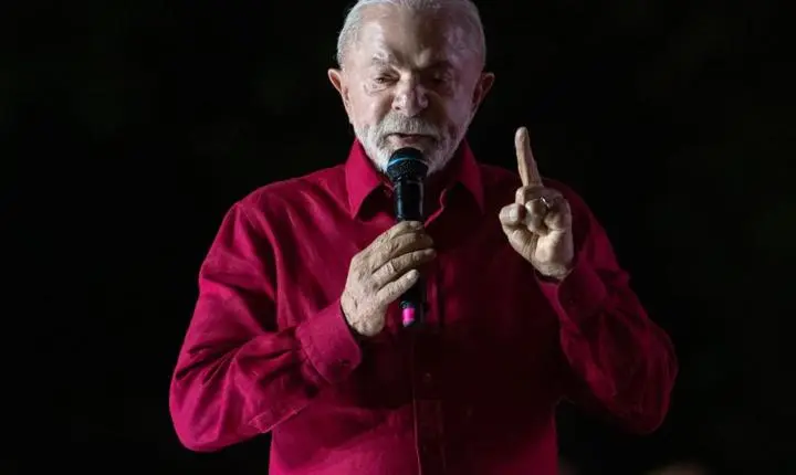 Lula promove reajuste no Bolsa Família antes de votação e busca recuperar apoio