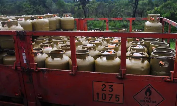 Presidente Lula oficializa programa Gás do Povo; entenda os detalhes