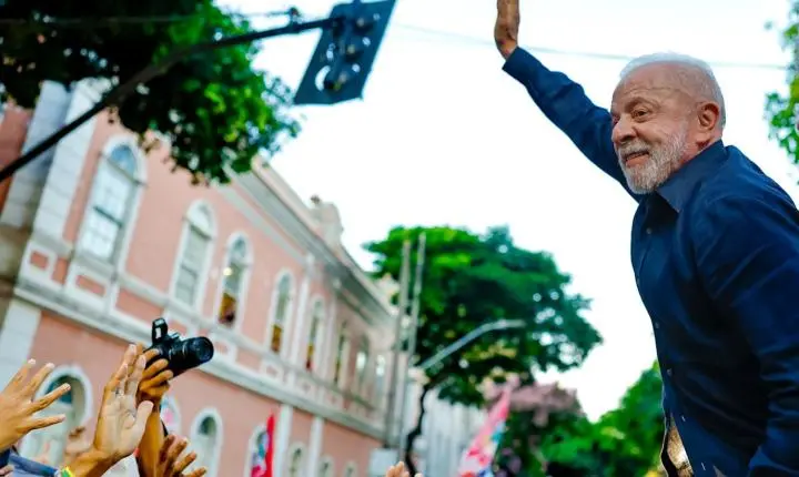 Lula intensifica agenda no Sudeste na reta final das eleições