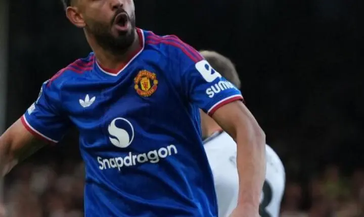 Matheus Cunha marca no fim e salva o Manchester United