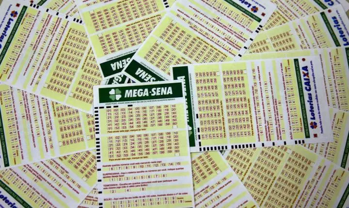 Mega-Sena acumula e prêmio principal atinge R$ 42 milhões