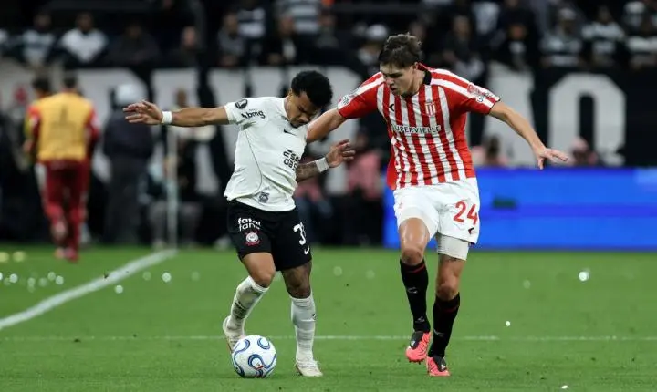 Com pênalti perdido por Memphis, eliminação do Corinthians é selada pelo Estudiantes