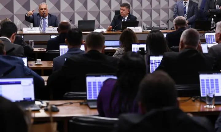 Mendonça impede CPMI do INSS de acessar dados de Vorcaro em sala-cofre