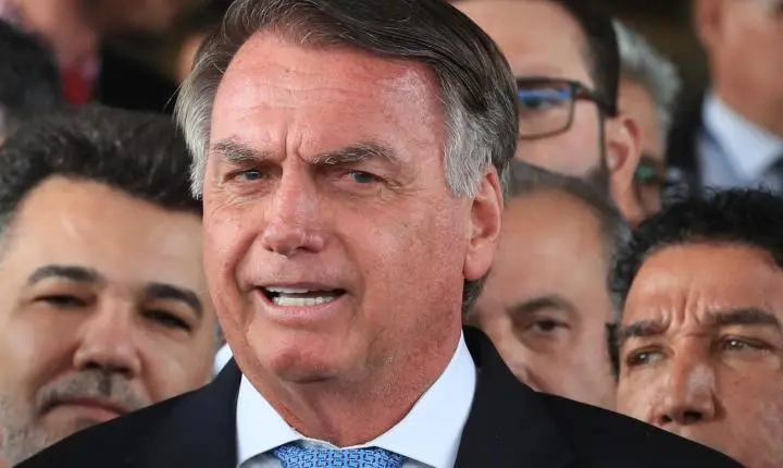 Moraes autoriza defesa de Bolsonaro em depoimento sobre arma apreendida