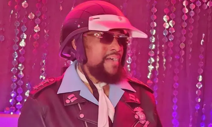 Victor Willis, a voz do Village People e coautor de Y.M.C.A., falece aos 74 anos