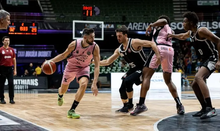 Brasília Basquete estreia no NBB com vitória sobre o Corinthians