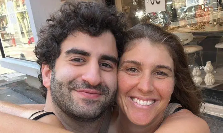 Bia Haddad se noiva após pedido com carta escrita na infância