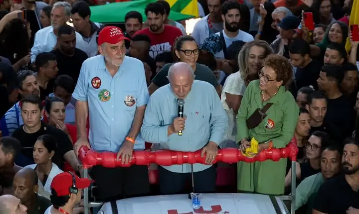 Lula faz apelo em Belo Horizonte para engajar eleitores com mais de 70 anos